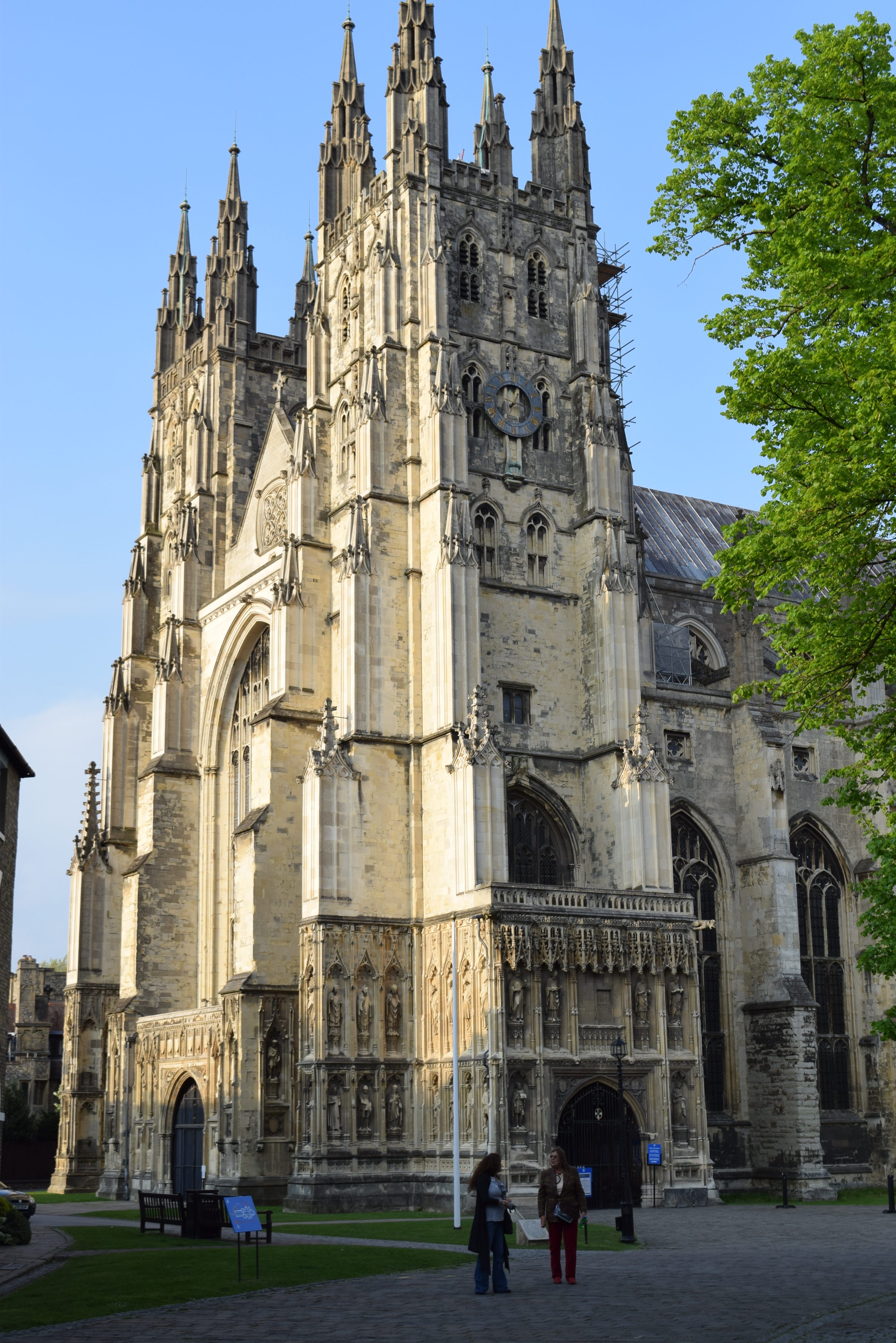 Homeschool Field Trip to England: Canterbury Cathedral